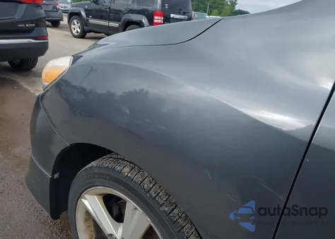 2010 Toyota Matrix S z USA, uszkodzony, nr VIN 2T1KE4EE3AC037850